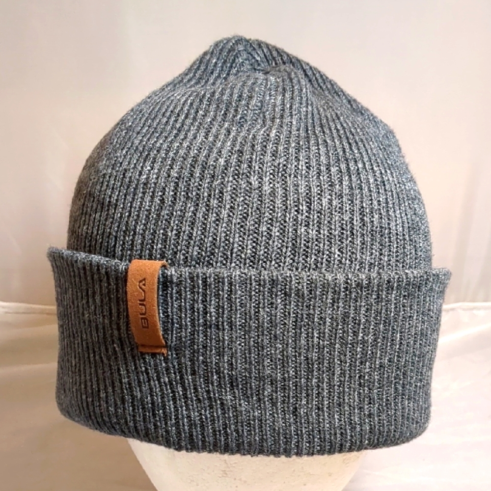 Bula Canada Gray Ribbed Knit Stretchy Beanie Toque Hat Cap